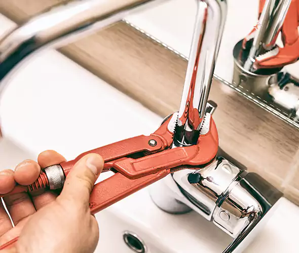 Expert Leak Repair Plumber in Vero Beach South, FL