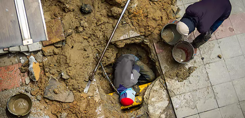 Professional Trenchless Pipe Repair Services in Vero Beach South, FL.